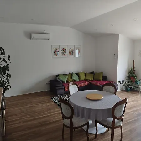 Melita Apartment *